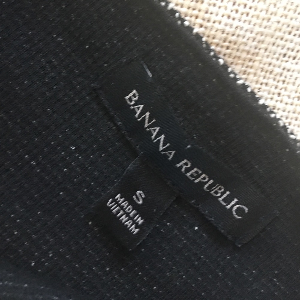 Banana Republic Off The Shoulder Top - Picture 4 of 5